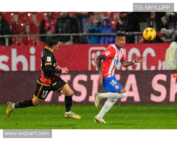 聚焦cdj足球球星成长之路与赛场辉煌瞬间 聚焦cdj足球球星成长之路与赛场辉煌瞬间