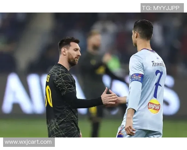 足坛巨星引领风潮 从梅西到C罗的巅峰传奇与未来发展趋势 足坛巨星引领风潮 从梅西到C罗的巅峰传奇与未来发展趋势