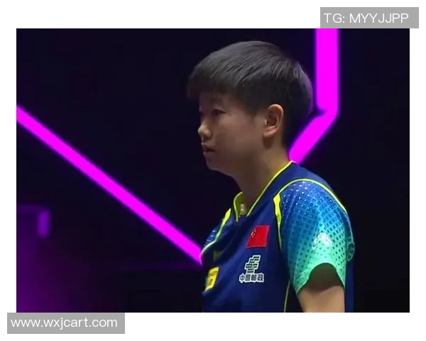 足球球星童颜展现青春活力 成为赛场上新一代偶像的崭露锋芒